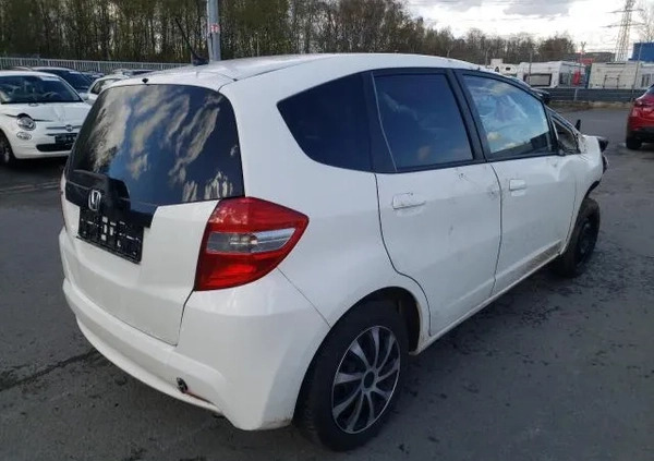 Honda Jazz cena 6100 przebieg: 95000, rok produkcji 2014 z Kórnik małe 106